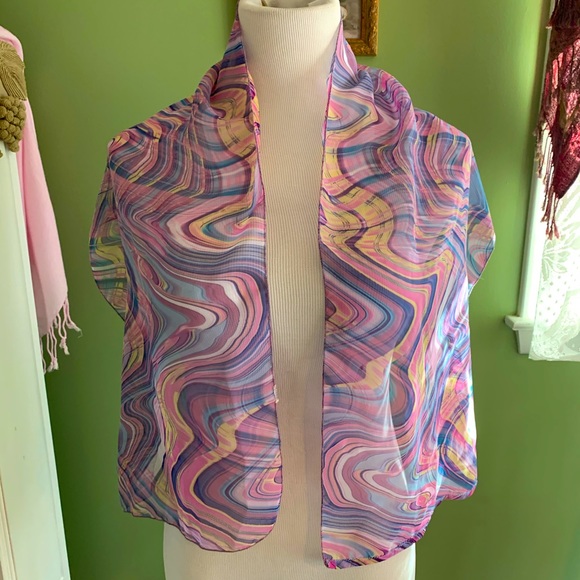 Very pretty Springy scarf! - Picture 1 of 2